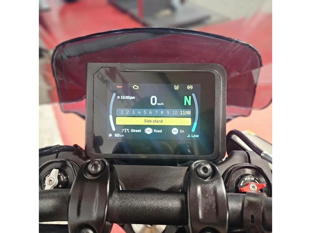 2024 Husqvarna Svartpilen 401 alt