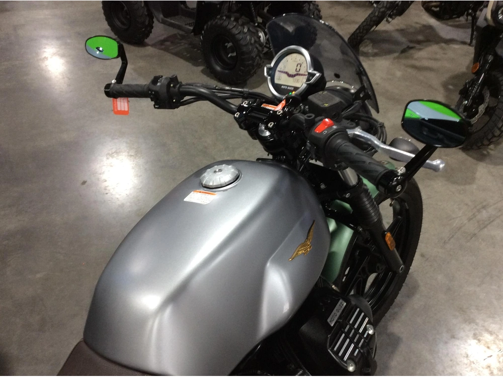Moto Guzzi V7 Stone Abs 2022 alt