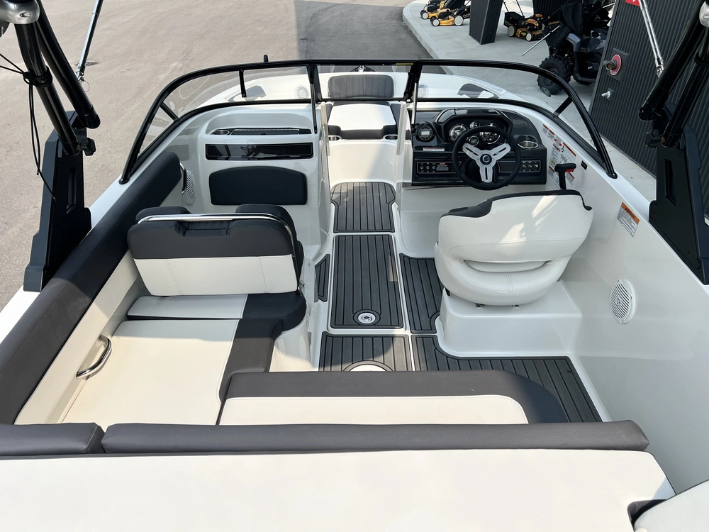 2022 Bayliner Bayliner Vr5 250 alt