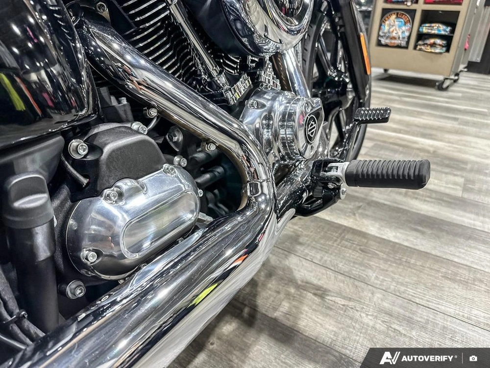 2026 Harley-davidson Street Bob alt
