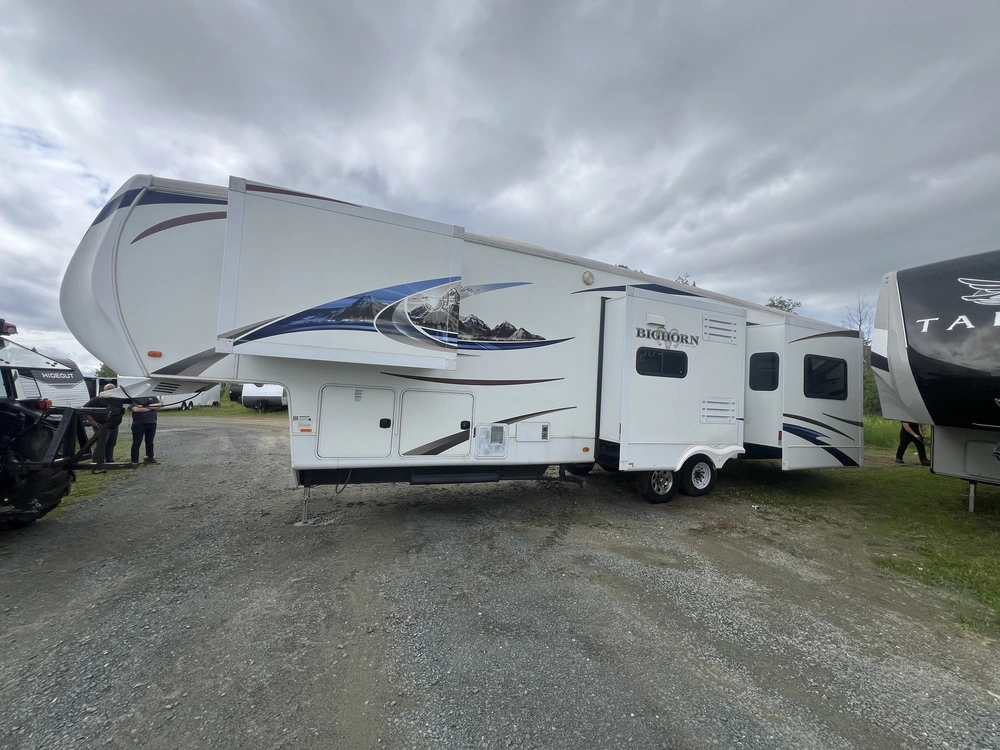 2012 Heartland Rv Big Horn 3610 Re alt