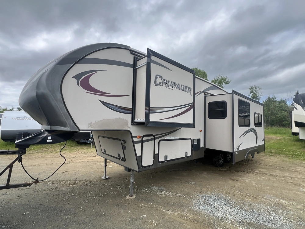 2014 Forest River Crusader 296 Bhs alt