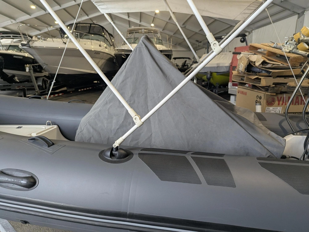 Brig Falcon 450 2019 alt