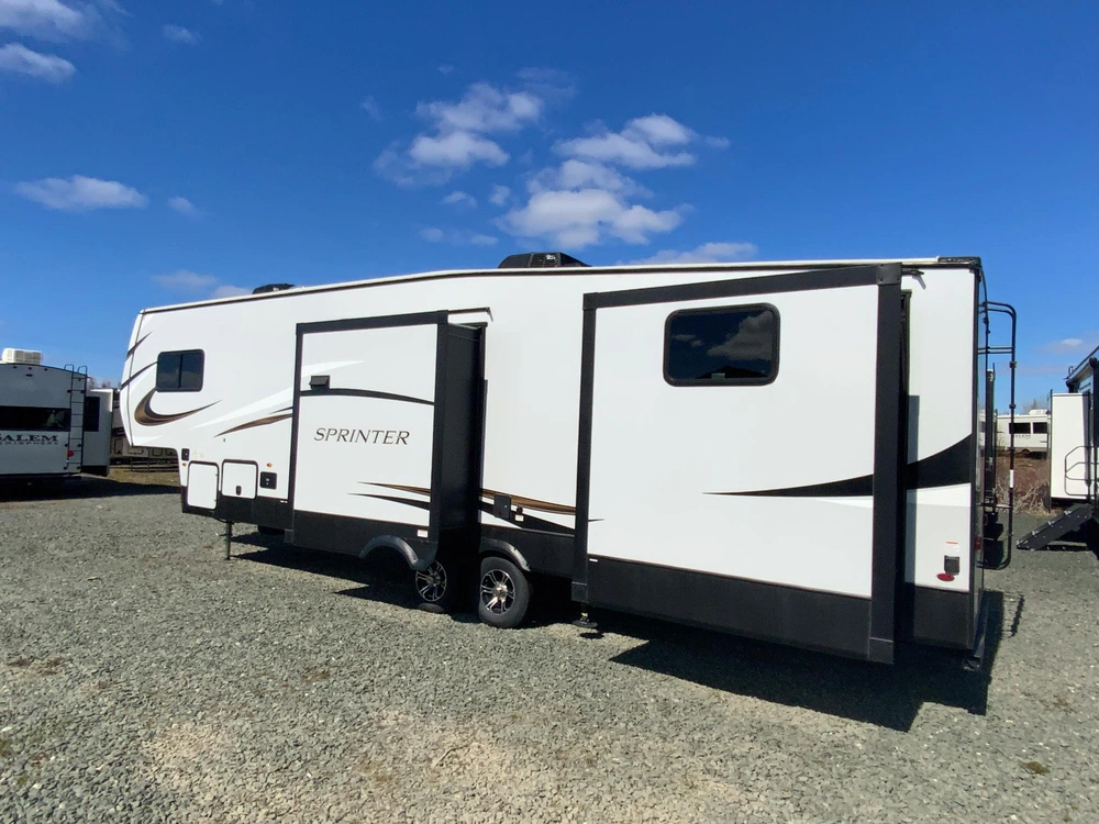 2023 Keystone Rv Sprinter 32 Bh alt