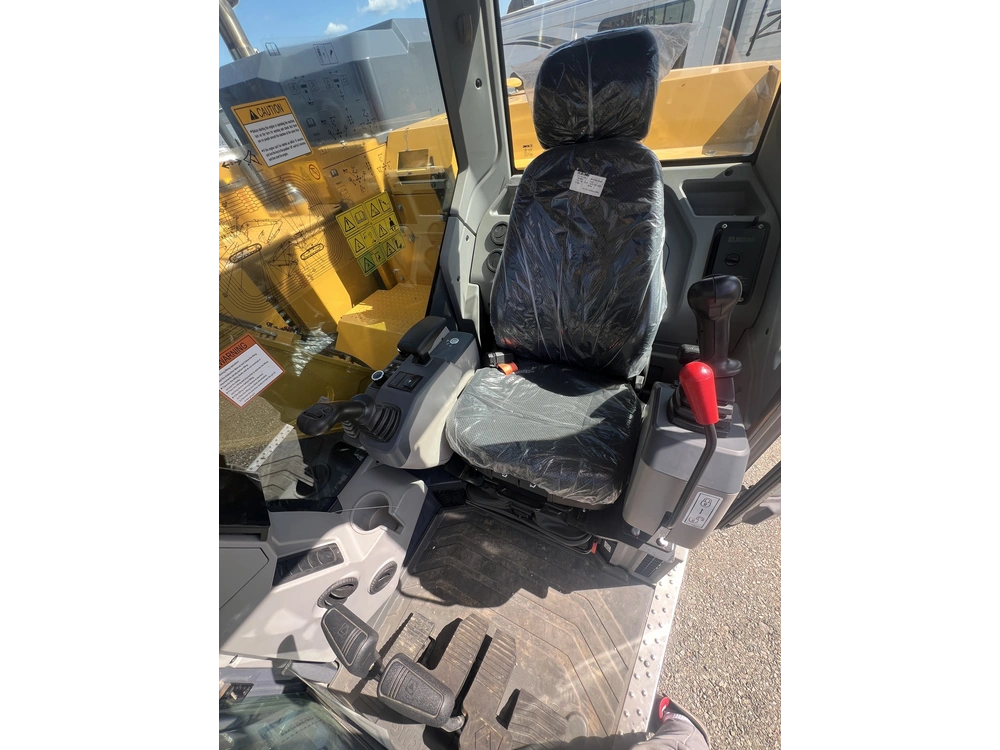 2026 Xcmg Xe155ucr Cab alt