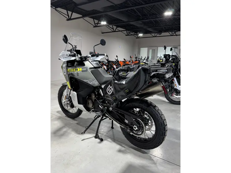 2027 Husqvarna NORDEN 901 EXPEDITIO