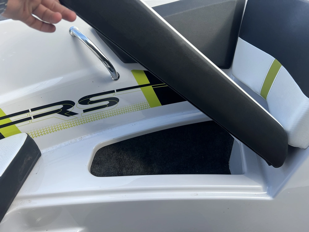 Four Winns H180 Rs 2014 alt