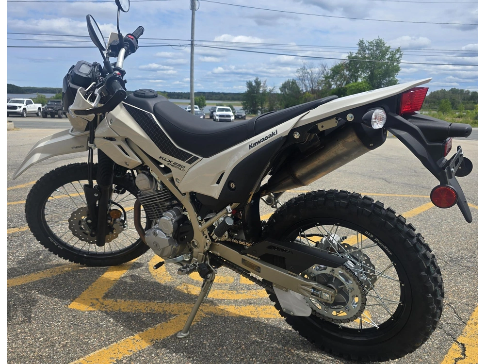 2026 Kawasaki Klx230 Sherpa S alt