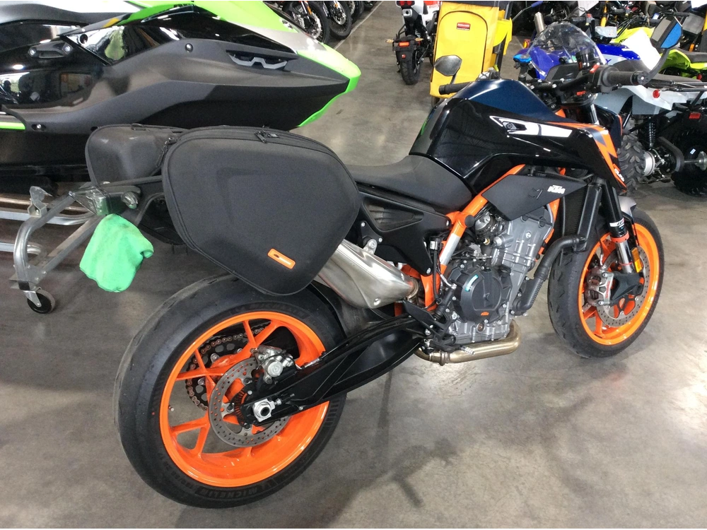 Ktm Duke 890r 2023 alt