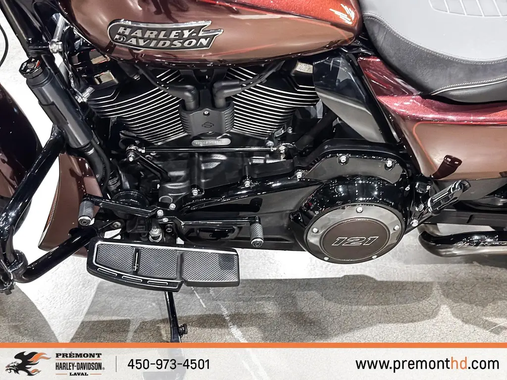 Harley-Davidson CVO Street GlideFLHXSE 2024