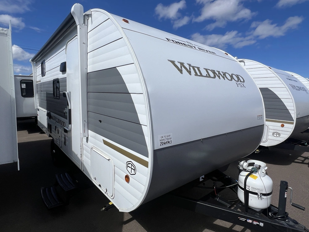 2026 Forest River Wildwood 178bhsk alt