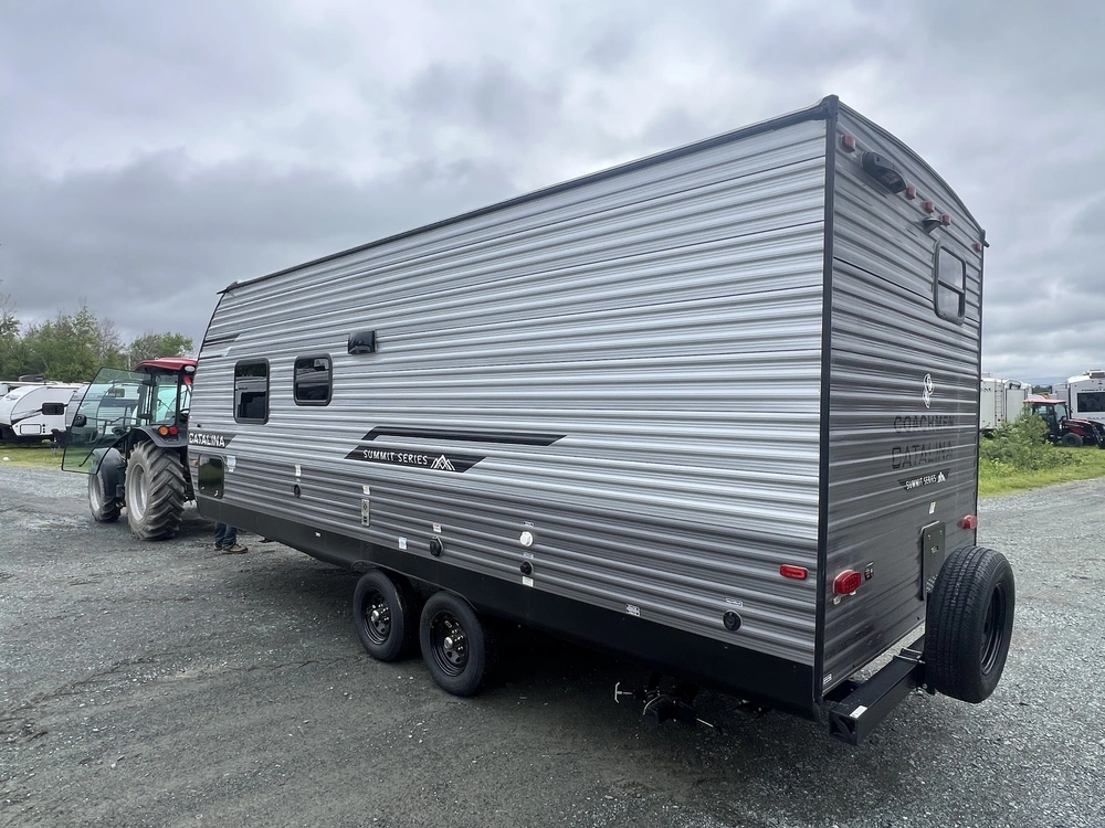 2026 Forest River Coachmen Catalina Summit Series 211 Bh alt