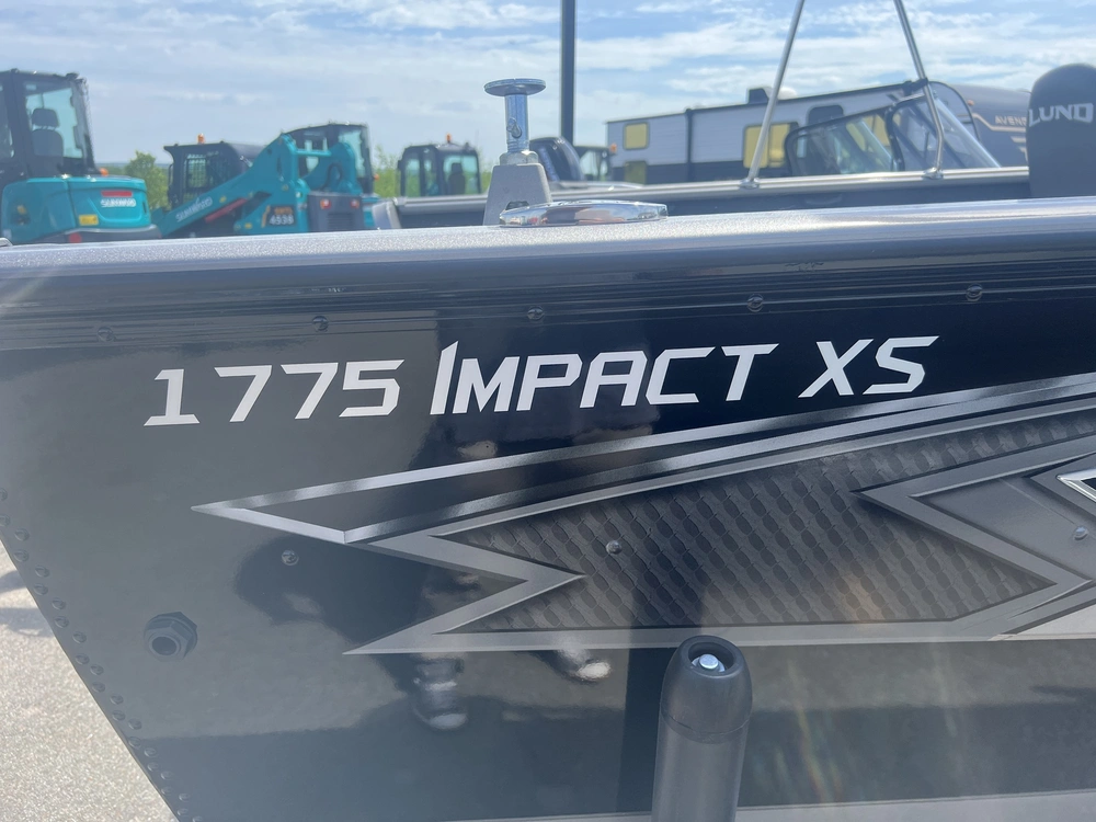 2024 Lund Boat Co 1775 Impact Xs alt