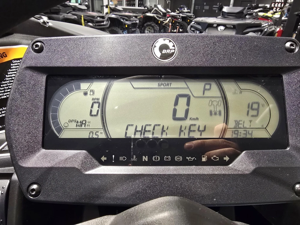 2026 Brp Maverick X3 X Mr 64'' Turbo Rr alt