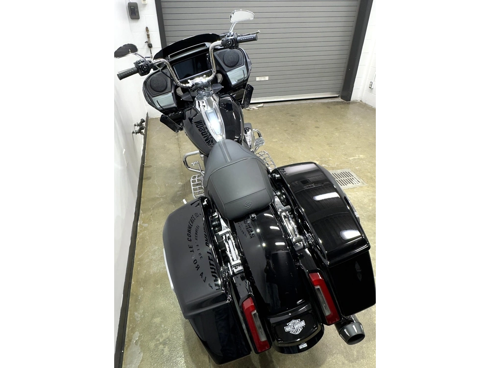 Harley-davidson Road Glide 2025 alt