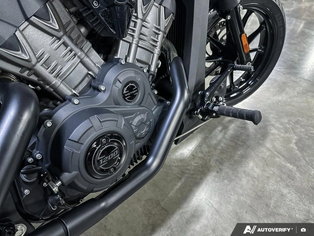 2017 Victory Motorcycles Octane 1200 alt