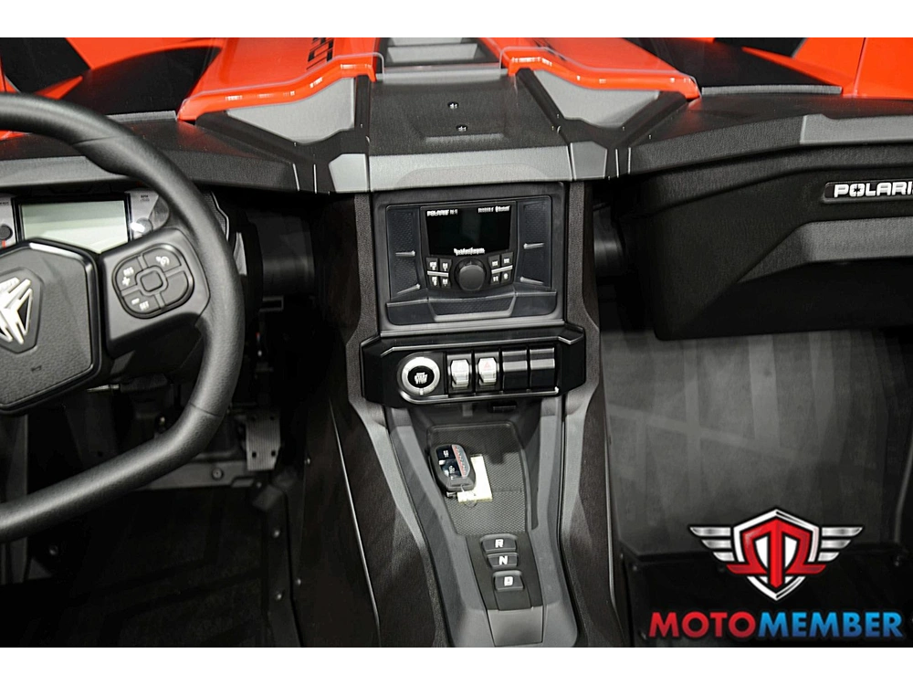 2026 Slingshot Slingshot® S Autodrive Slingshot Red alt