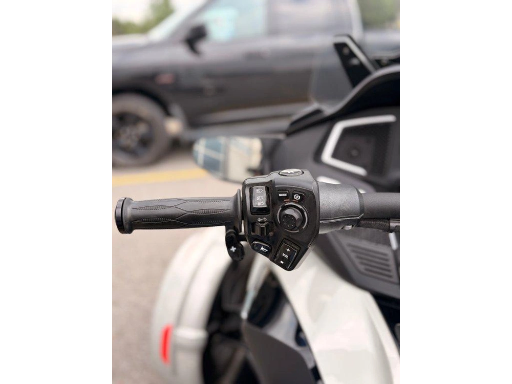 Bombardier Canam Spyder Rt Ltd 2021 alt