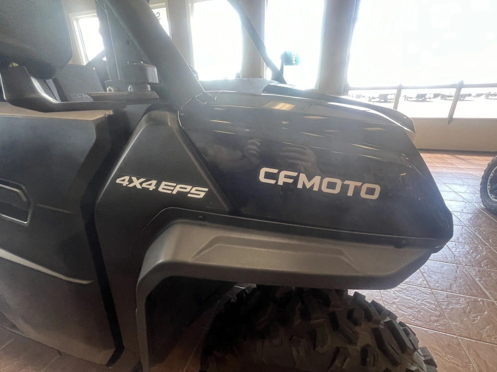 2023 Cfmoto Uforce 1000 alt