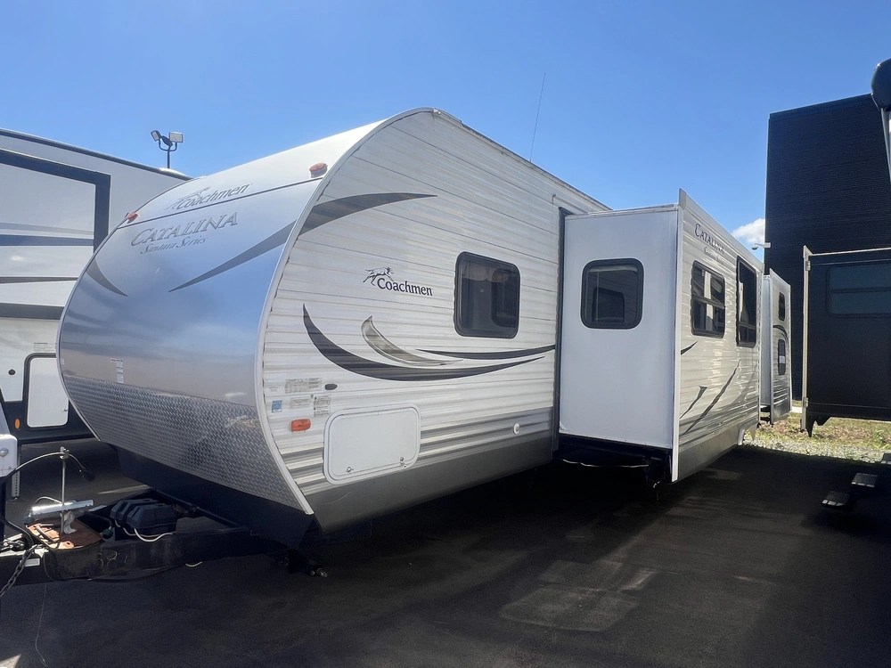 2014 Forest River Coachmen 302bhsk alt
