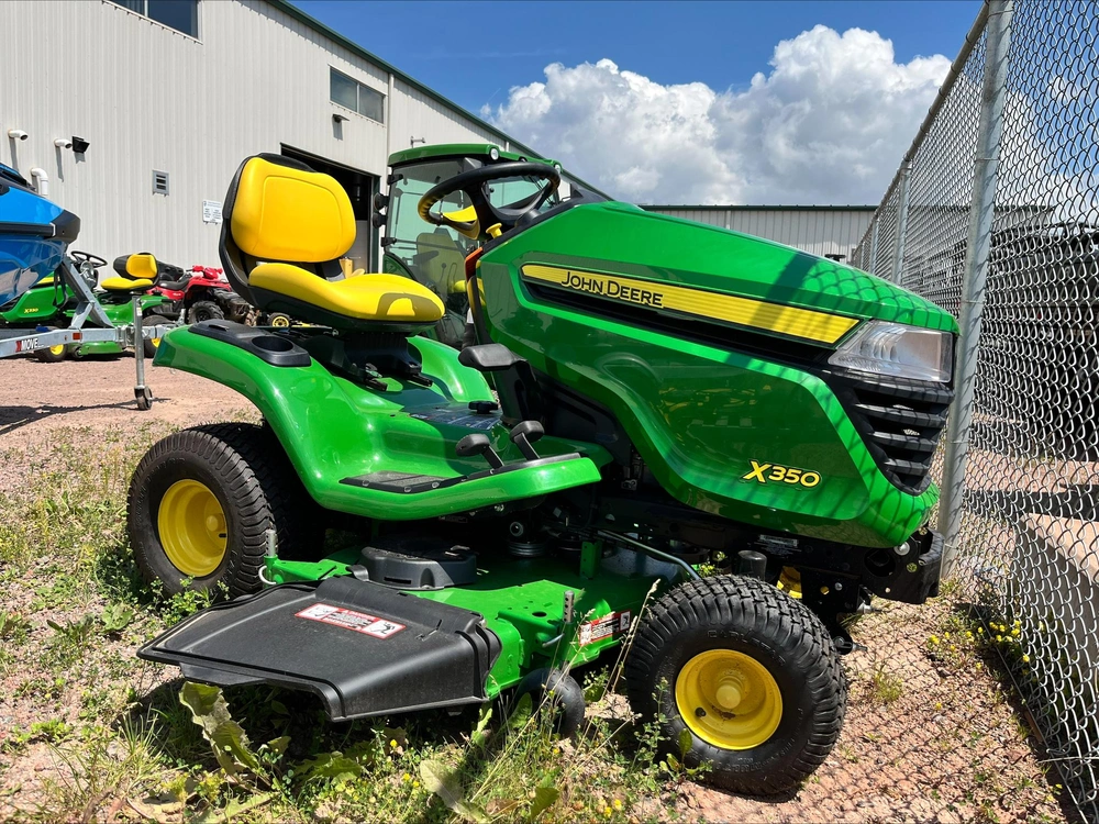2024 John Deere X350 alt