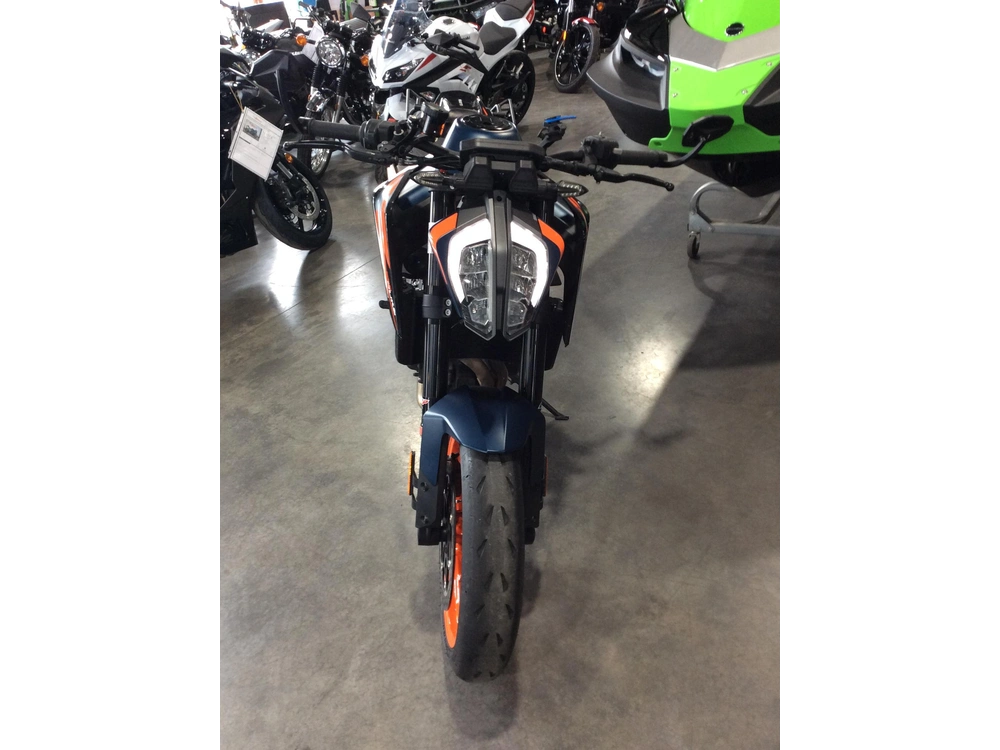 Ktm Duke 890r 2023 alt