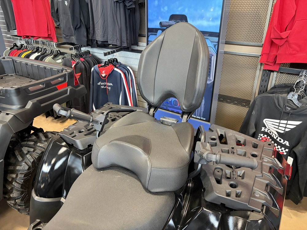 2026 Polaris Sportsman Touring 850 Onyx Black Premium alt