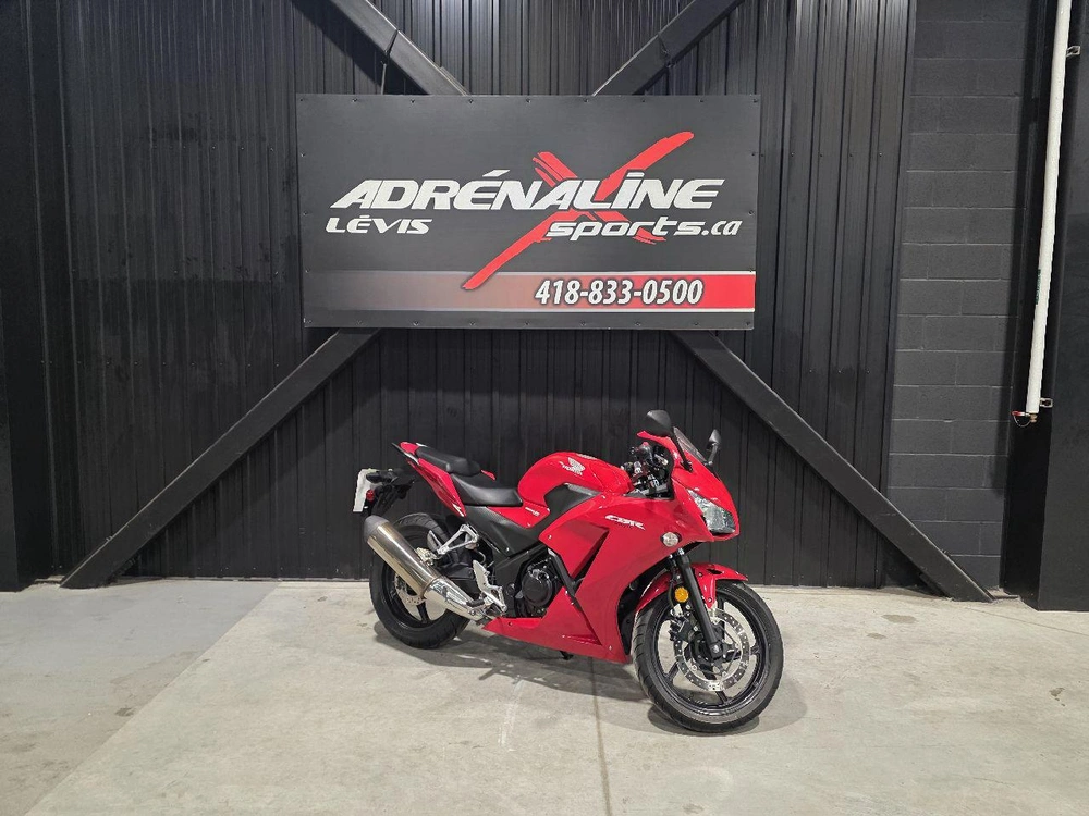 Honda Cbr300 2015 alt