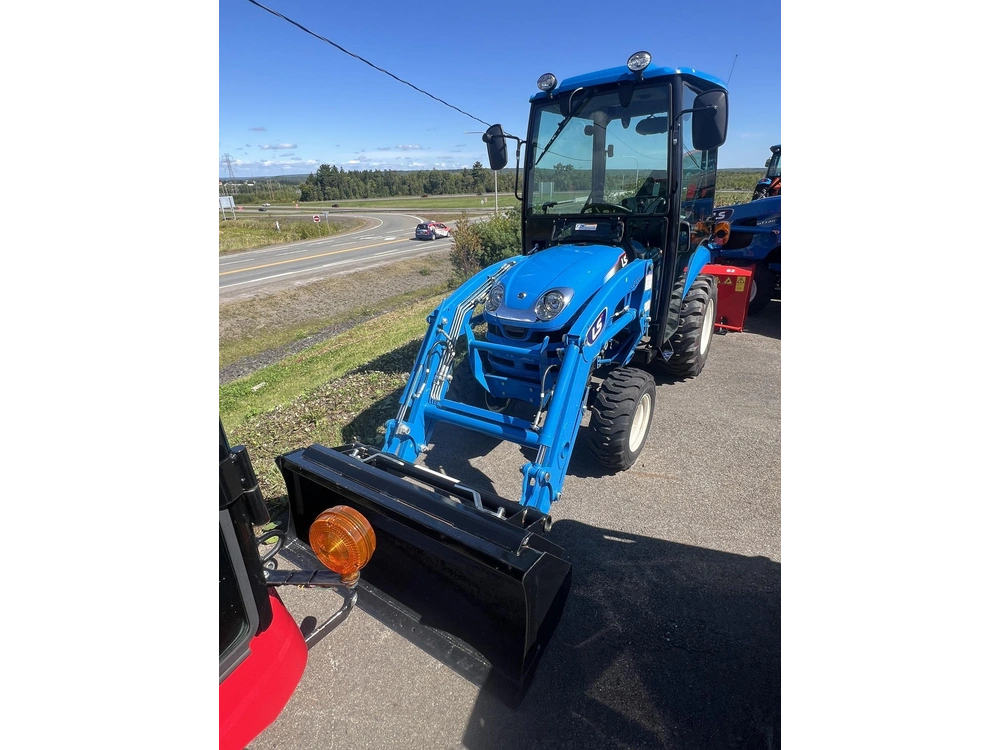 2026 Ls Tractor Xj2025hc alt