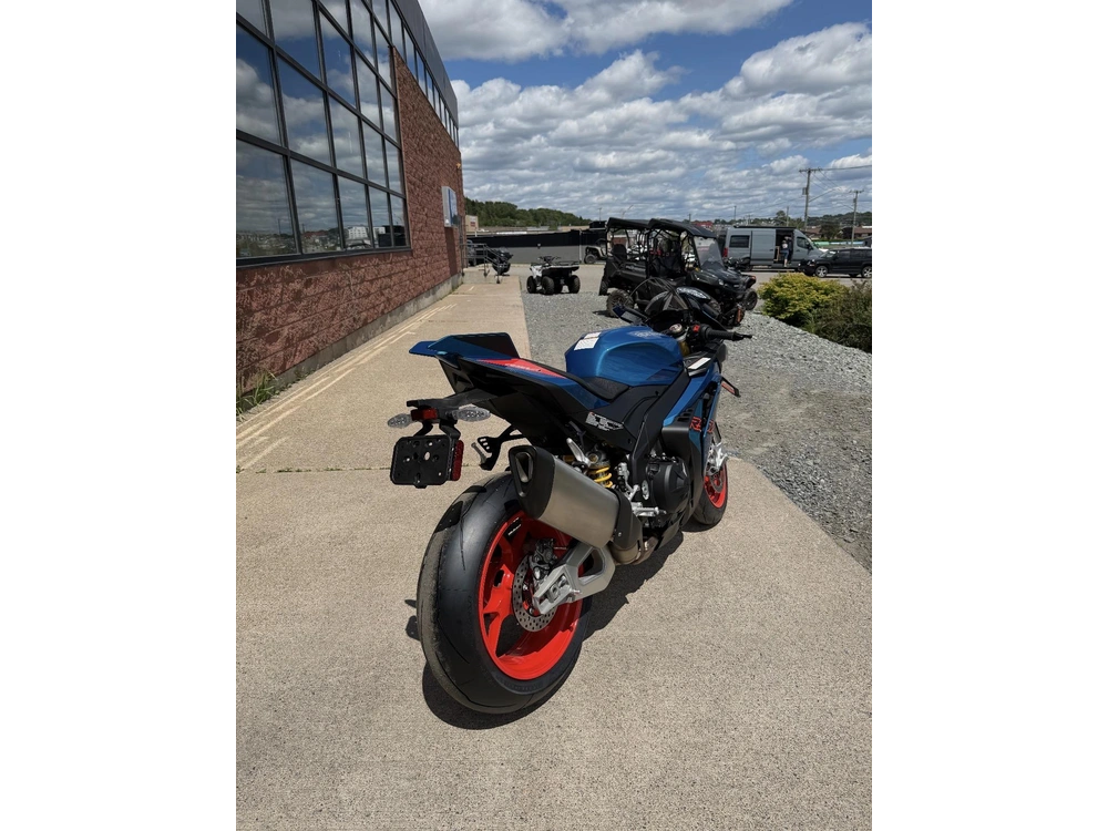 2027 Aprilia Rsv4 1100 - Stingray Blue alt
