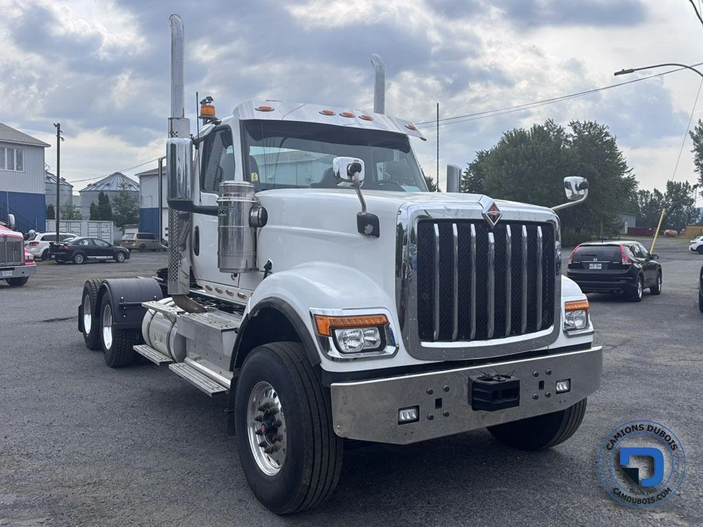International Hx520 2023 alt