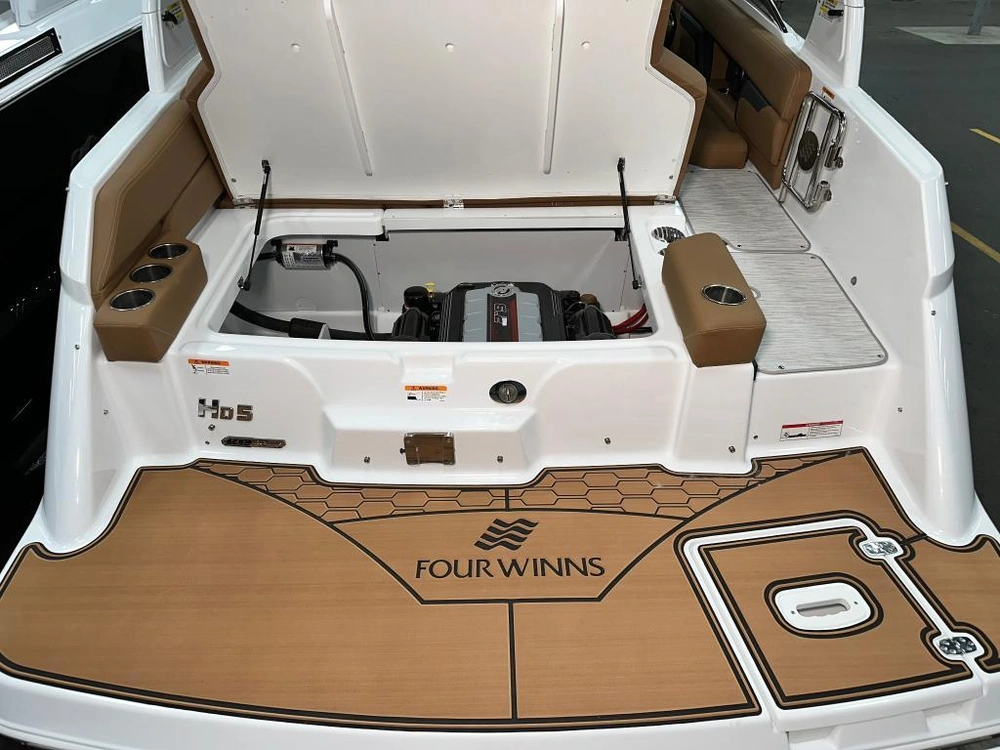 Four Winns Hd5 Mercruiser 6.2l / Bravo 3 2025 alt