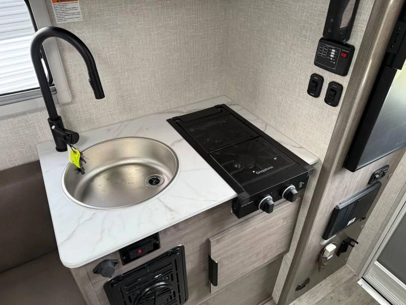 Lance Camper Lance Sq610 2027 alt