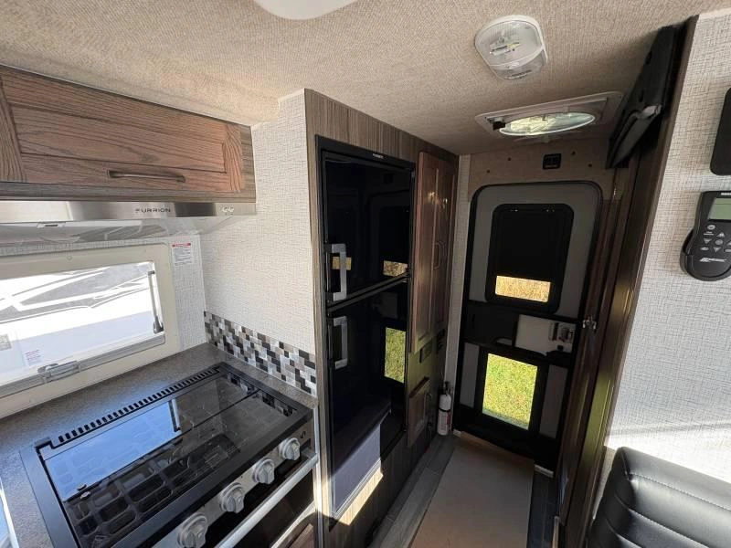 2027 Northern Lite 8.11 Le Db alt