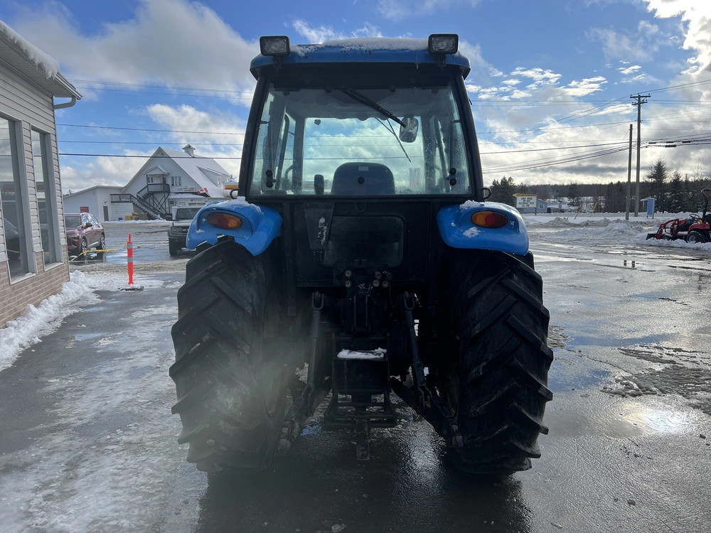 2009 Ls Tractor 7010 alt