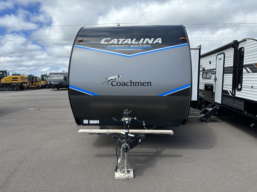 2022 Coachmen Catalina 243rbs alt