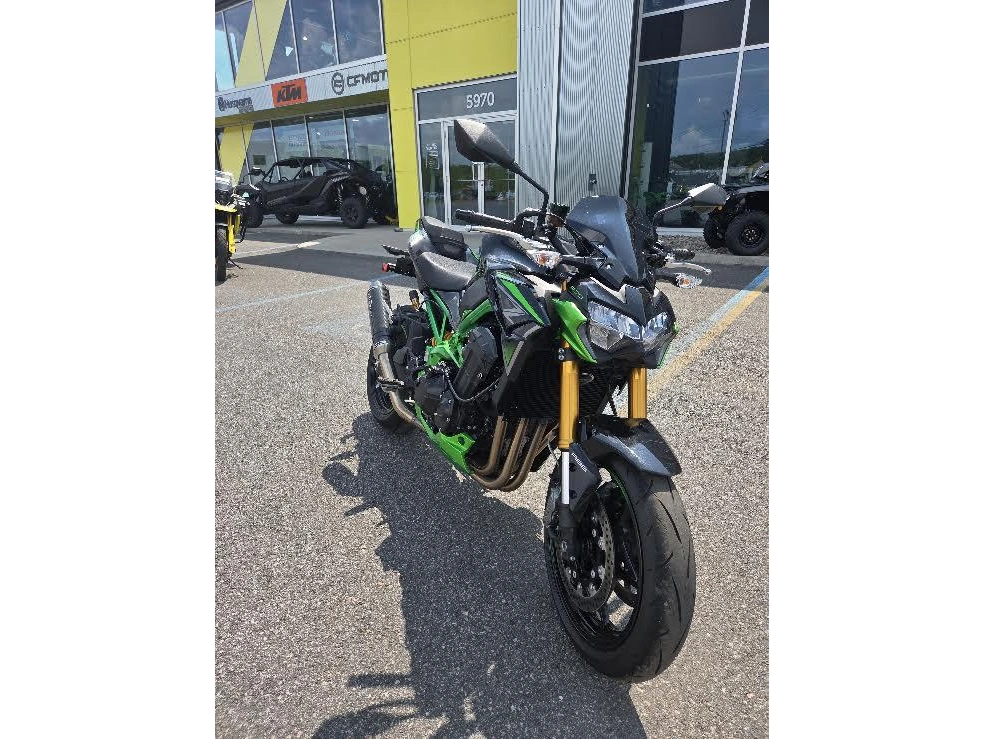 Kawasaki Z900 Se 2022 alt