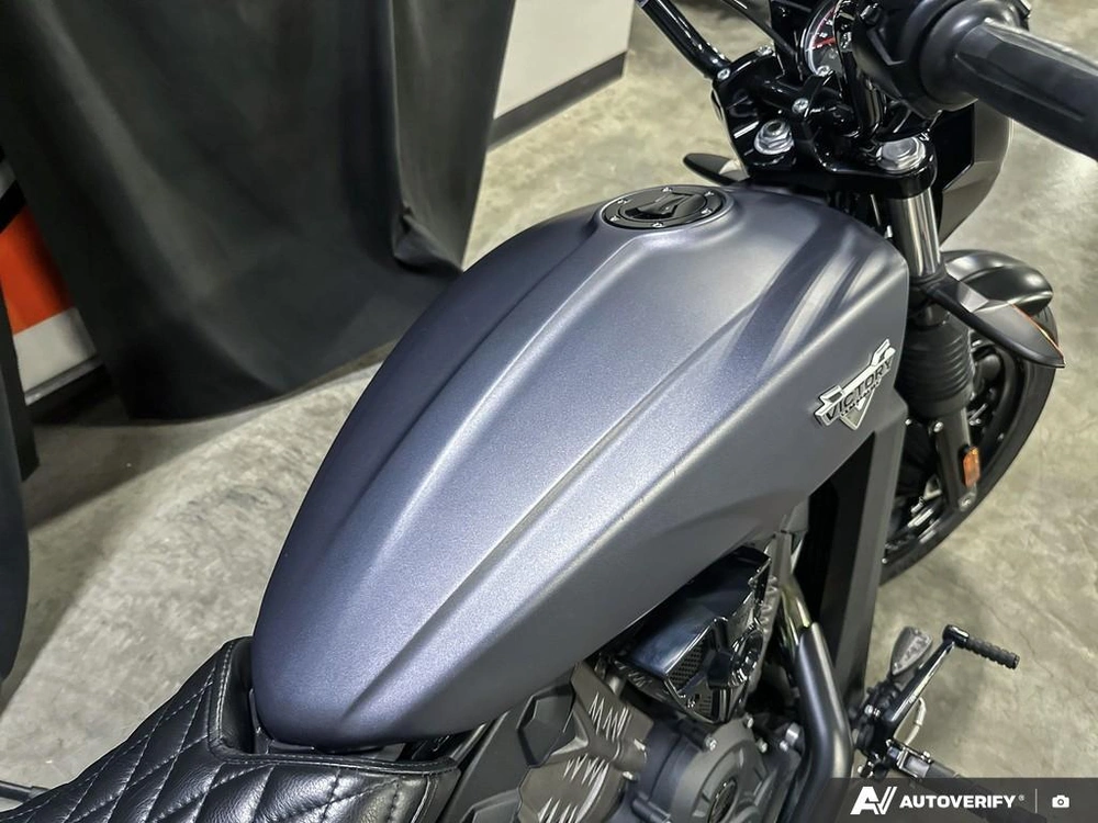 2017 Victory Motorcycles Octane 1200 alt
