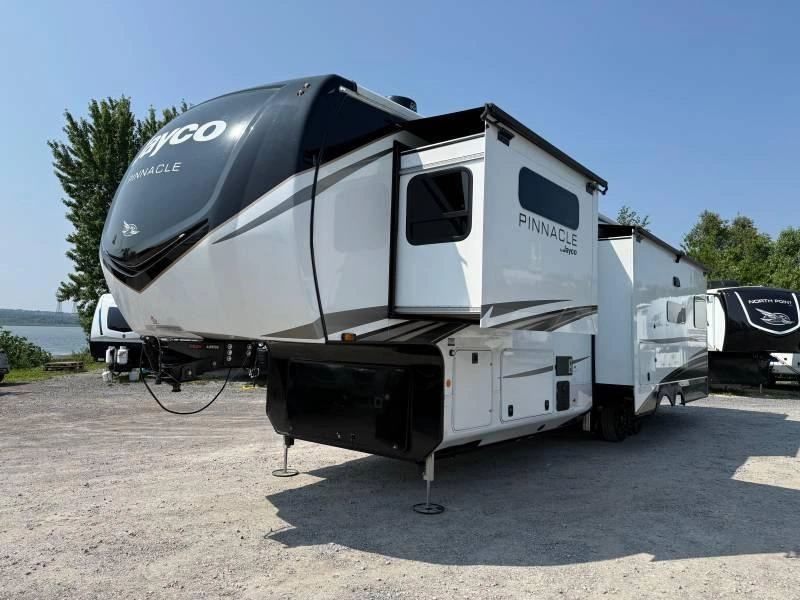 Jayco Pinnacle 38kpts 2026 alt