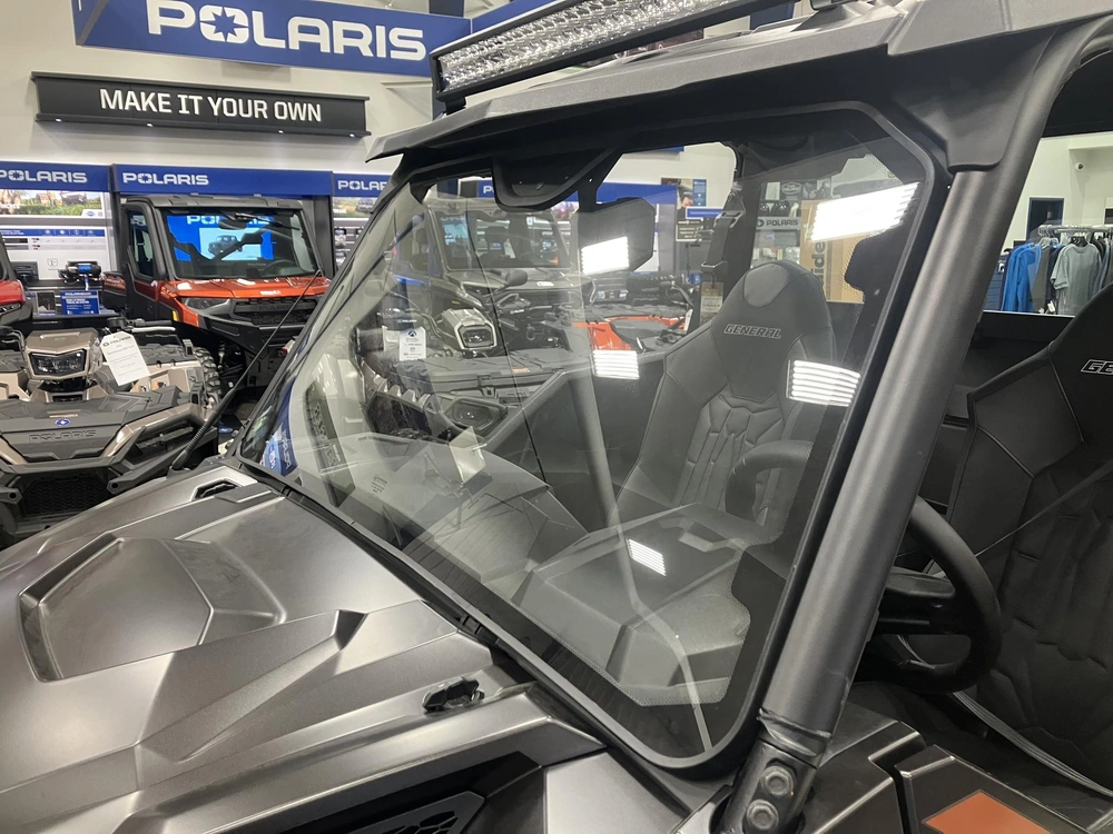 2026 Polaris General Xp 1000 Ultimate alt