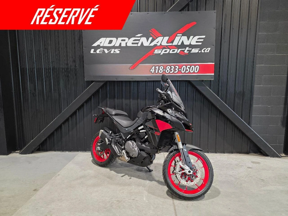 Ducati Multistrada V2s 2024 alt
