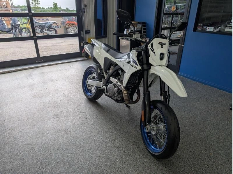 2025 Suzuki Suzuki Drz 400 Sm Super Motard alt