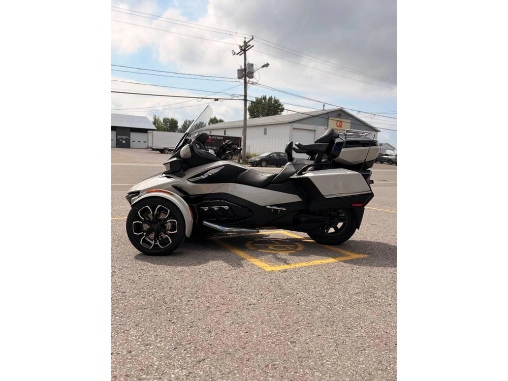 Bombardier Canam Spyder Rt Ltd 2021 alt