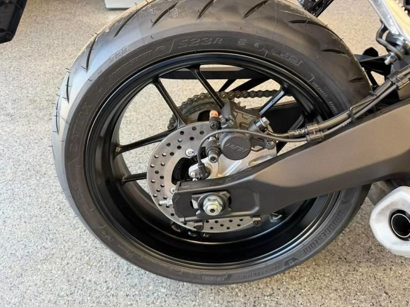 2026 Yamaha Yamaha Yzf-r7 70e Anniversaire alt