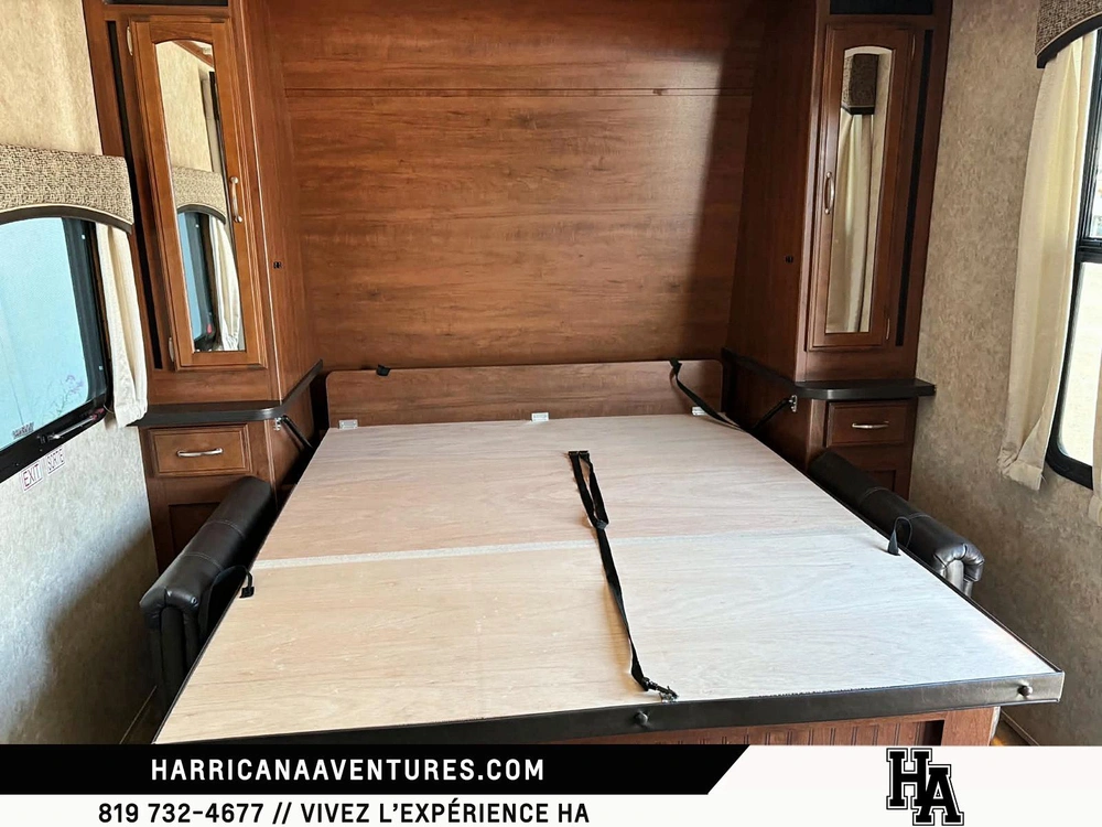 2017 Jayco Jayfeather 23bhm alt