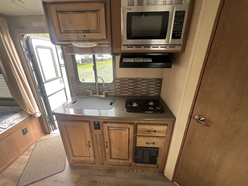 2013 Cruiser Rv Fun Finder 189 Fds alt