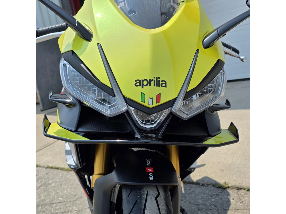 2027 Aprilia Rs 660 Factory alt