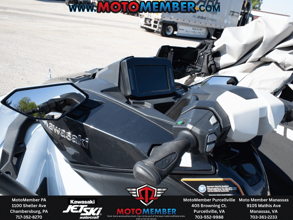 2025 Kawasaki Ultra® 160lx-s Angler alt