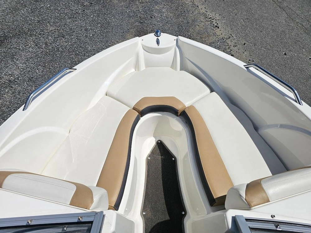 2014 Larson Lx195s alt