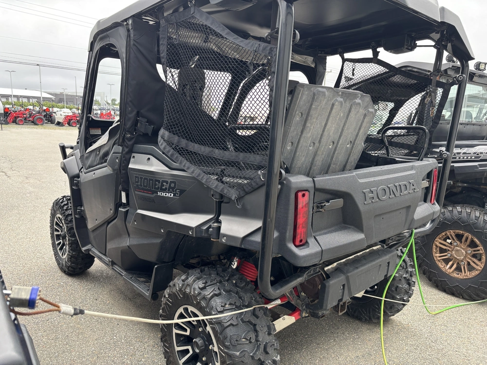 2017 Honda Pioneer 1000-5 Le alt